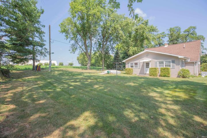 Property Photo:  11157 W 800 South Road  IN 47665 