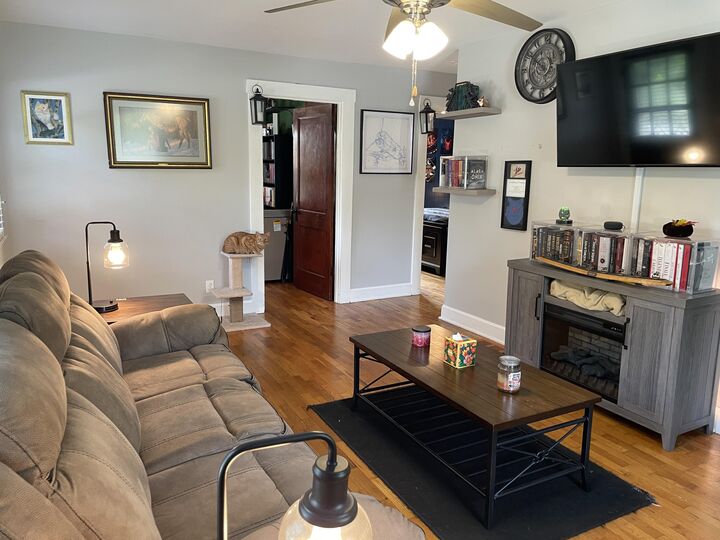 Property Photo: 212 Payne Street KY 40601