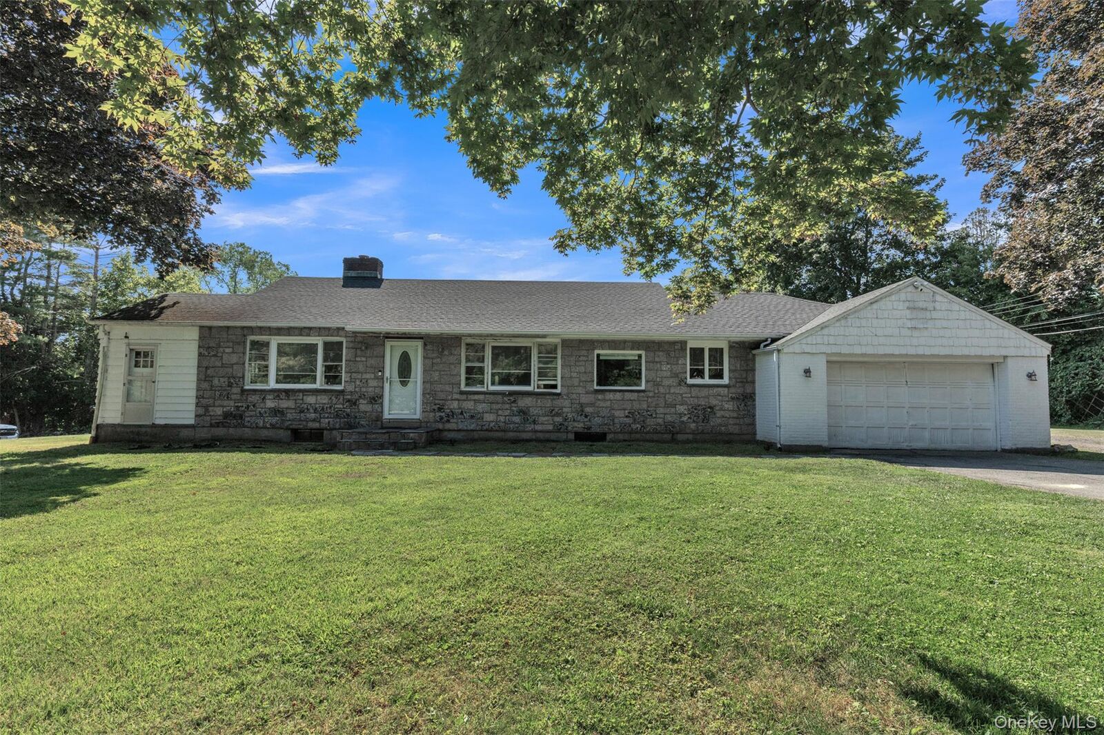 Property Photo: 271 Hill Street NY 10541