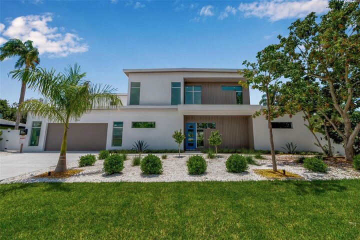 2534 Grove Street  Sarasota FL 34239 photo