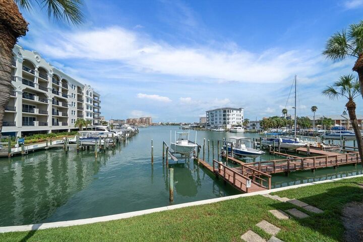 Property Photo:  240 Windward Passage 401  FL 33767 