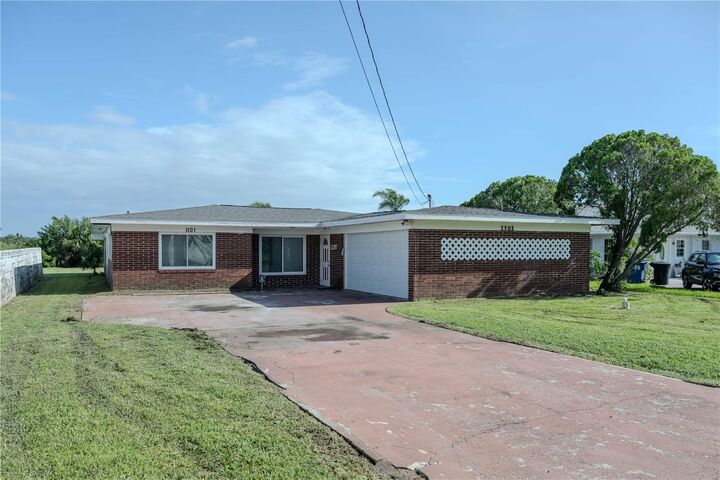 Property Photo:  1101 28th Avenue S  FL 33705 