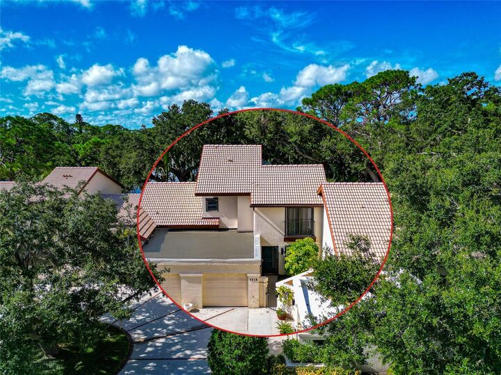 Property Photo: 4518 S Ascot Circle FL 34235
