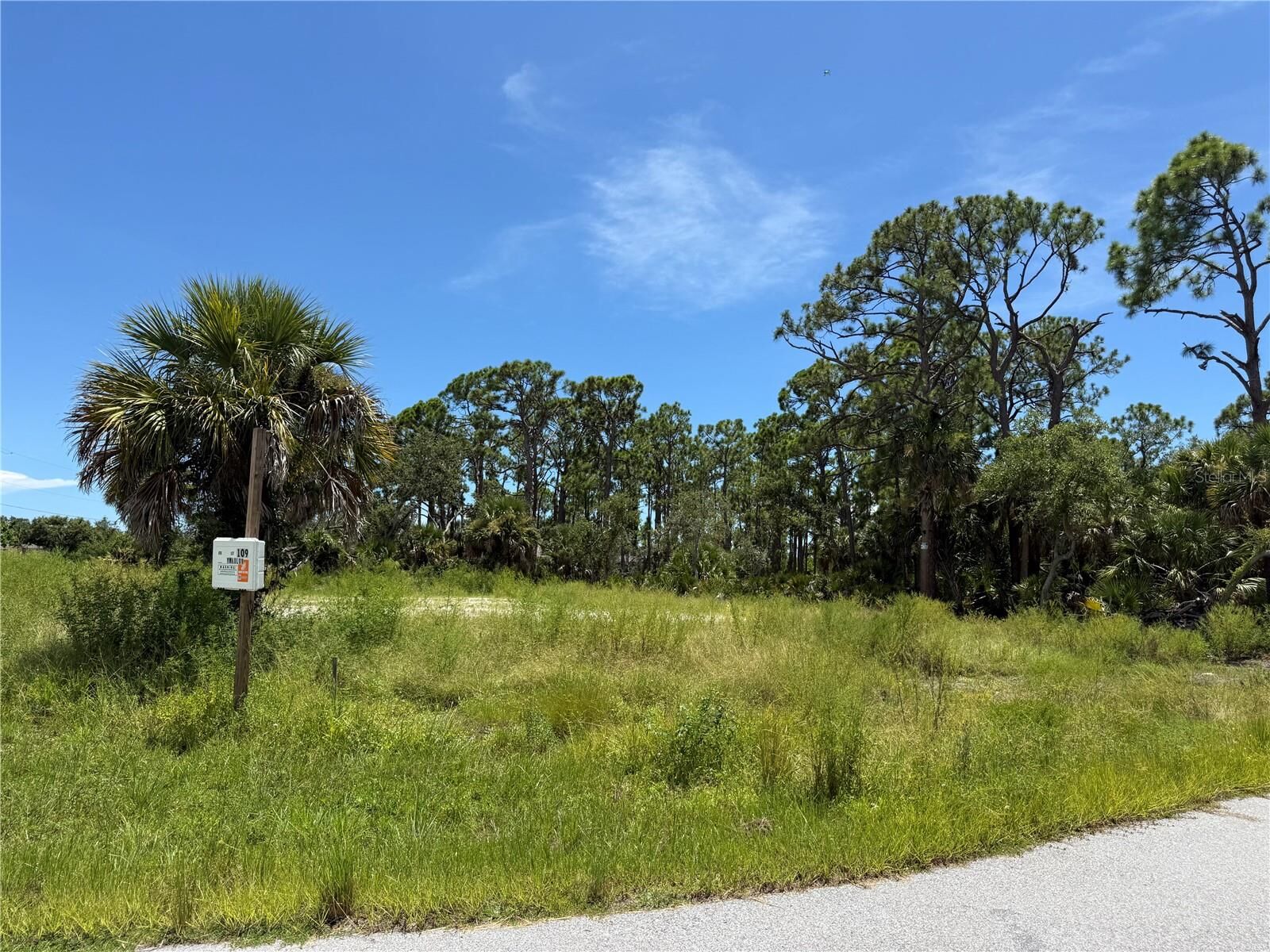 Property Photo:  109 Hawk Drive  FL 33947 