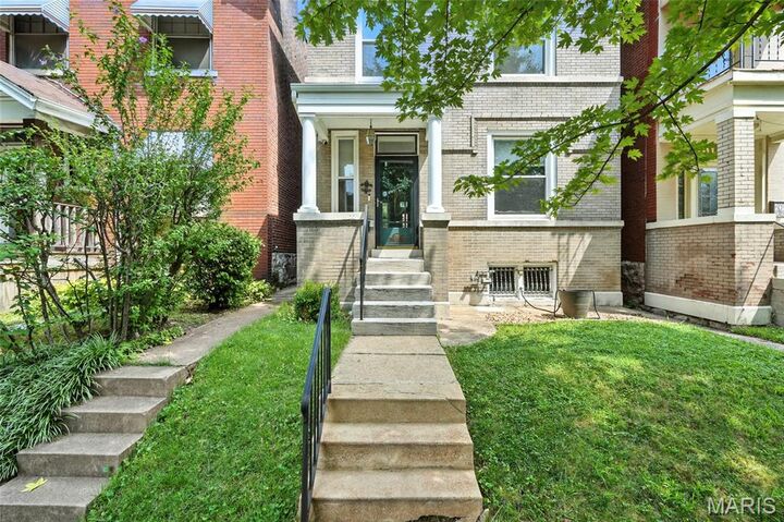 Property Photo: 2917 Victor MO 63104