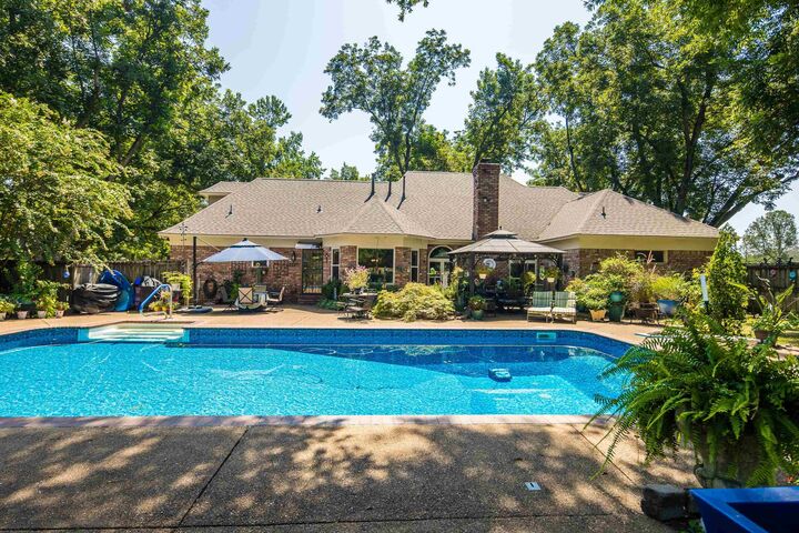 Property Photo: 6119 Brunswick Rd TN 38002