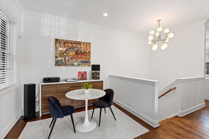 Property Photo: 1313 W Carmen Avenue 1S IL 60640