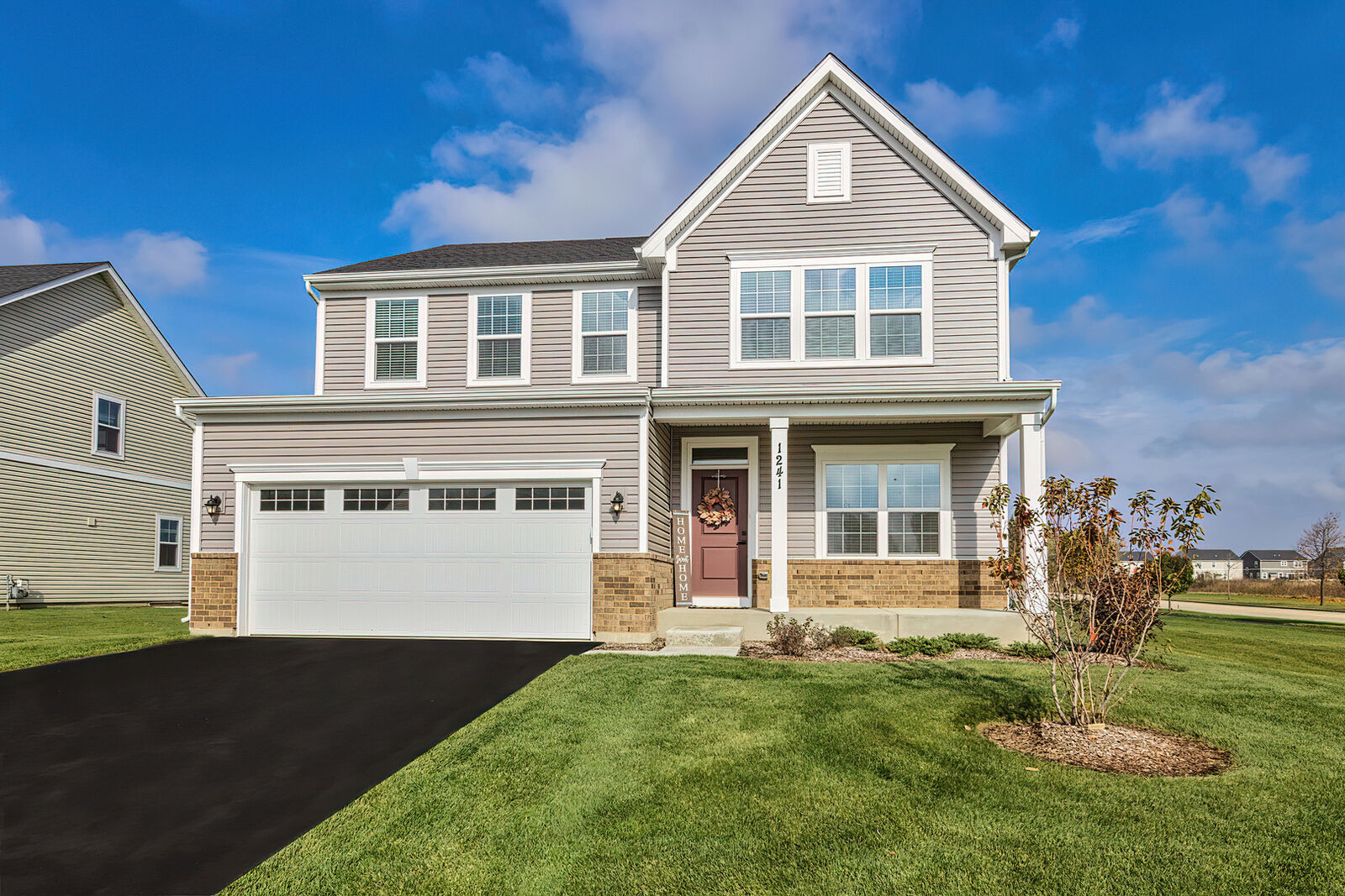 Property Photo: 1241 Neuway Lane IL 60002