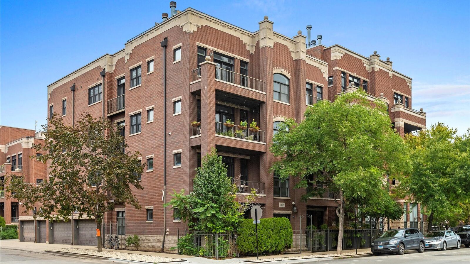Property Photo:  1122 W Hubbard Street 4W  IL 60642 