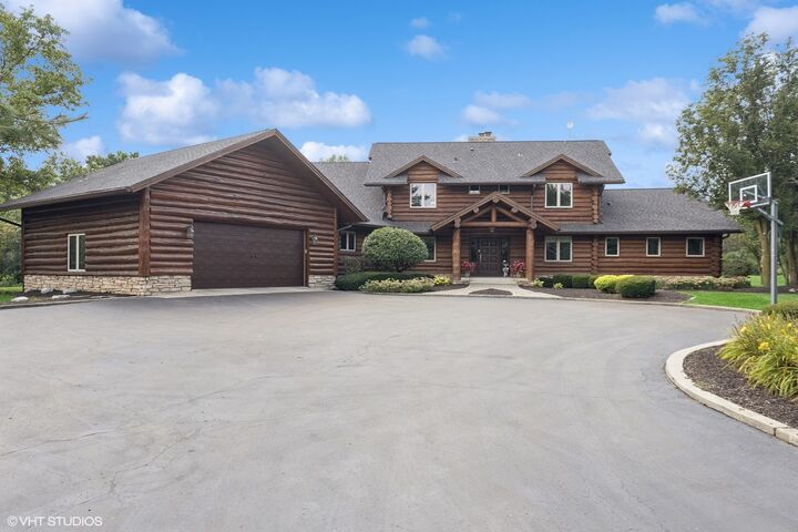 Property Photo: 11711 Juanita Drive IL 60467