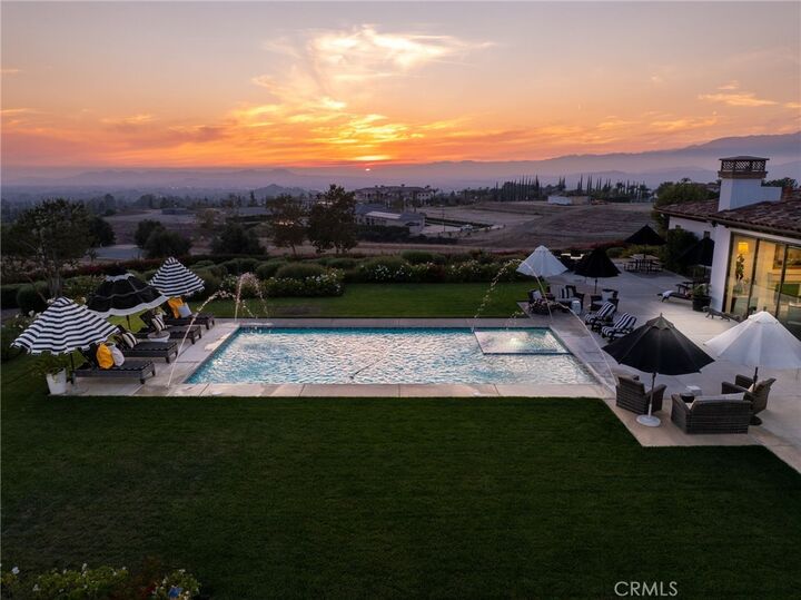 Property Photo: 7420 Via Montecito CA 92506