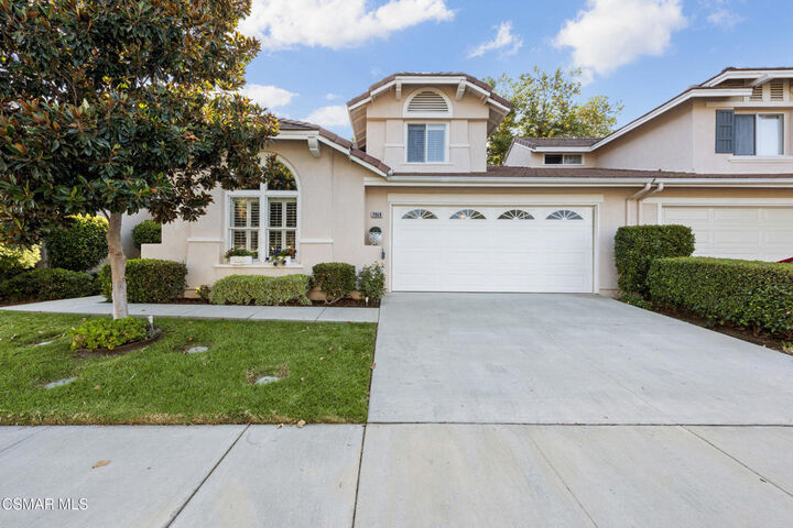 Property Photo:  2059 Tulip Avenue  CA 93063 