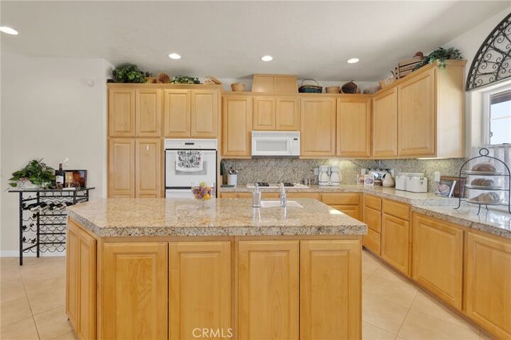 Property Photo:  460 Solano Road  CA 92372 
