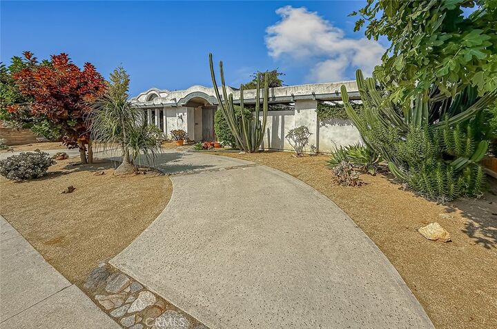 Property Photo: 8835 Monogram Avenue CA 91343