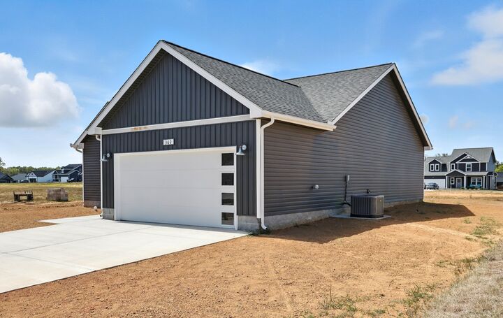 Property Photo:  362 Galway Dr  TN 37042 