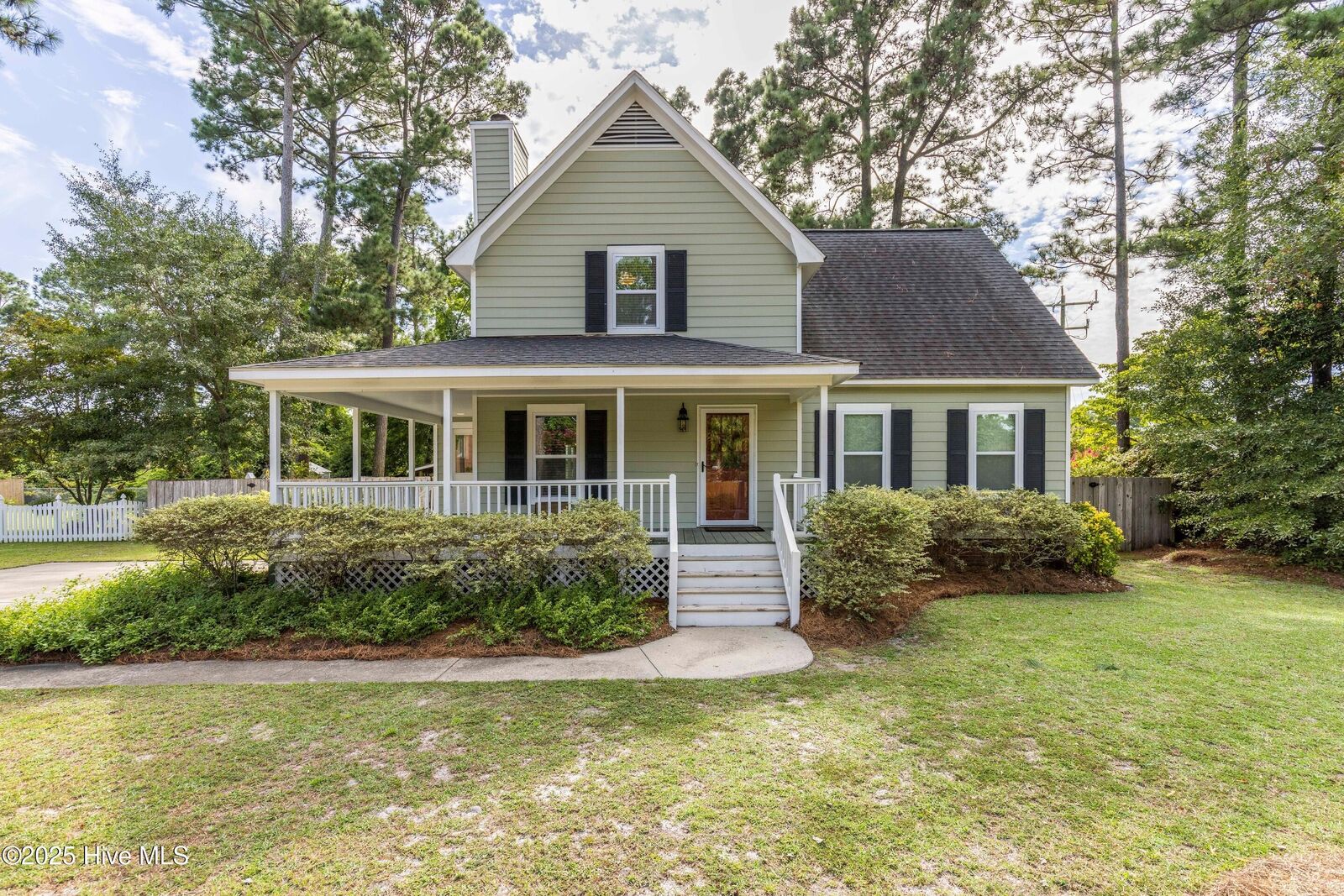 Property Photo:  733 Bracken Fern Drive  NC 28405 