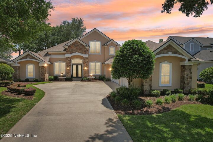Property Photo:  717 Dorchester Drive  FL 32259 