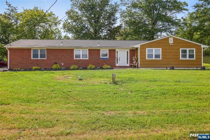 Property Photo: 226 Cemetery Hill Road NJ 08802