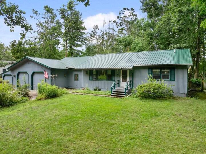 1145 Woodland Dr  Petoskey MI 49770 photo