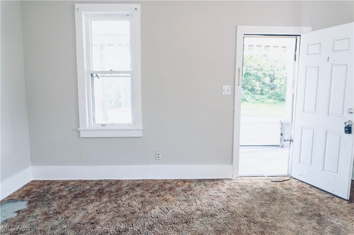 Property Photo:  1511 2nd Street NE  OH 44704 