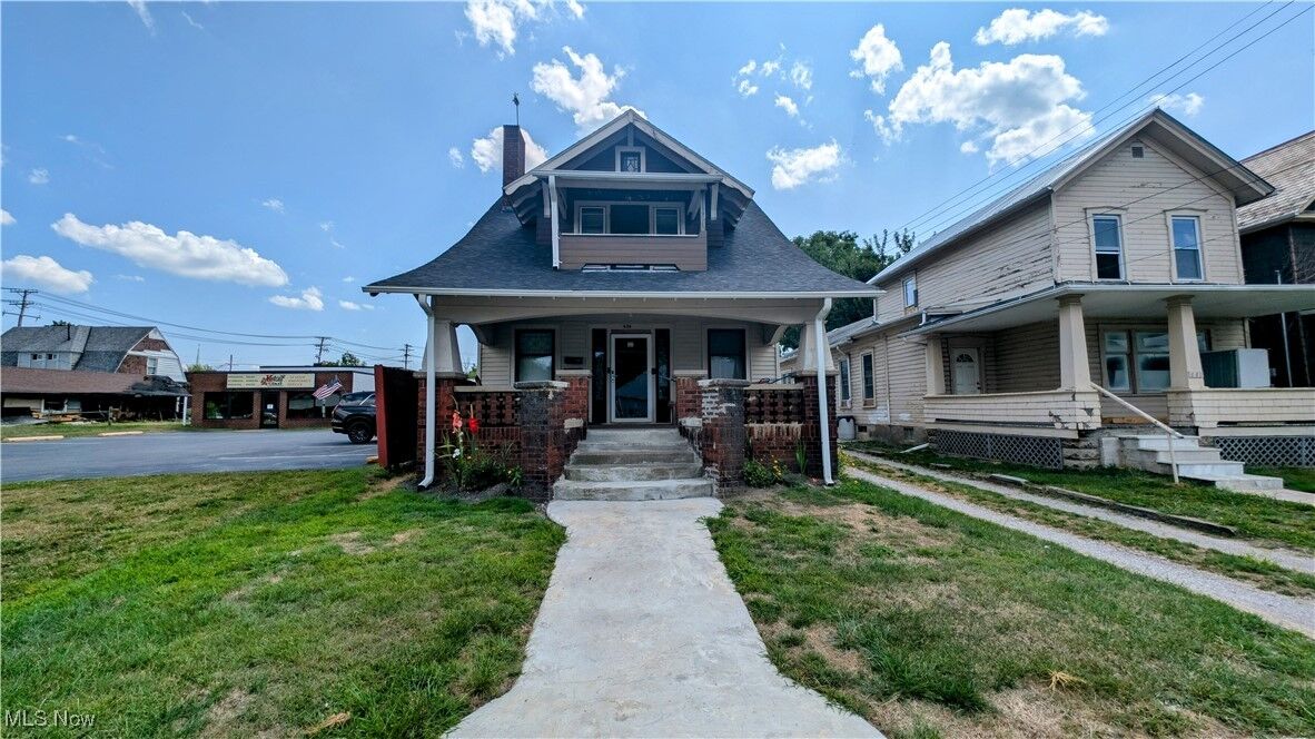 Property Photo: 434 Center Street OH 44004