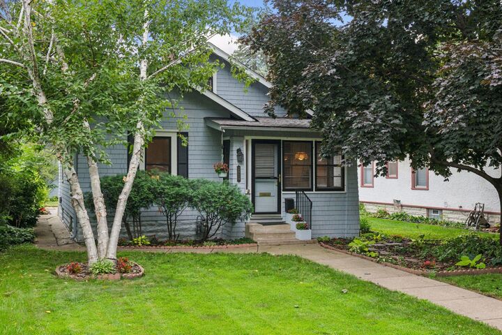 Property Photo:  2929 44th Avenue S  MN 55406 