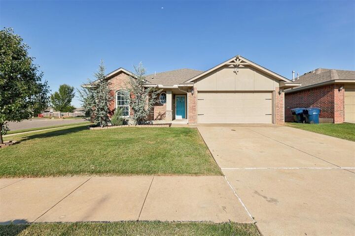 913 Desert Trail  Yukon OK 73099 photo