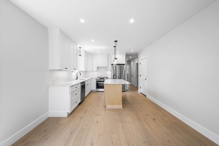 Property Photo:  3 Franklin St 3  MA 02145 