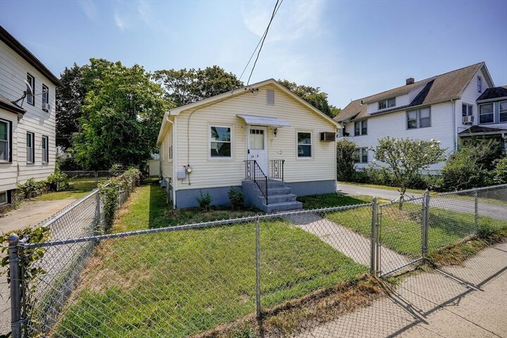 Property Photo:  55 Governor St  MA 01104 