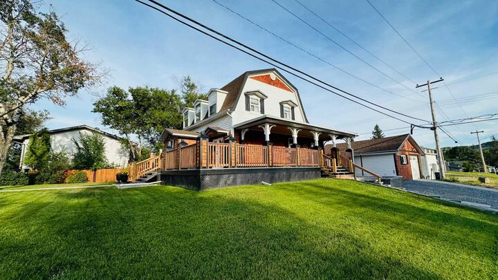 Property Photo:  1507 2 Avenue NW  AB T0J 0Y1 