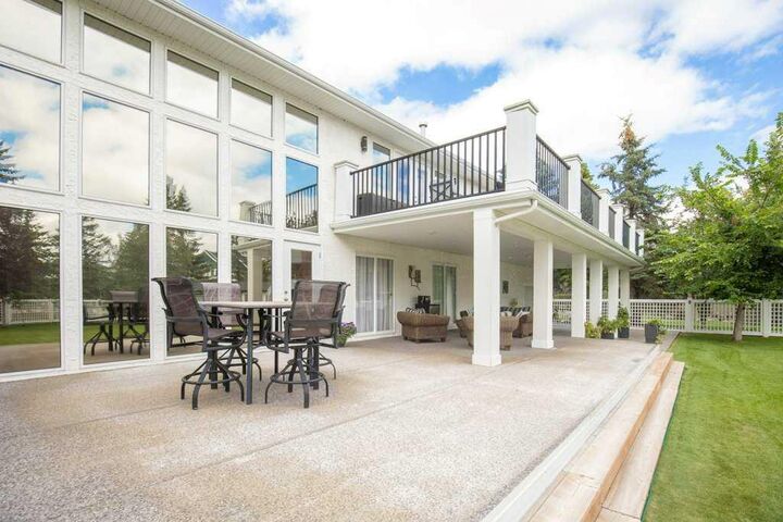 Property Photo: 15 Rustic Crescent AB T4S 1S5