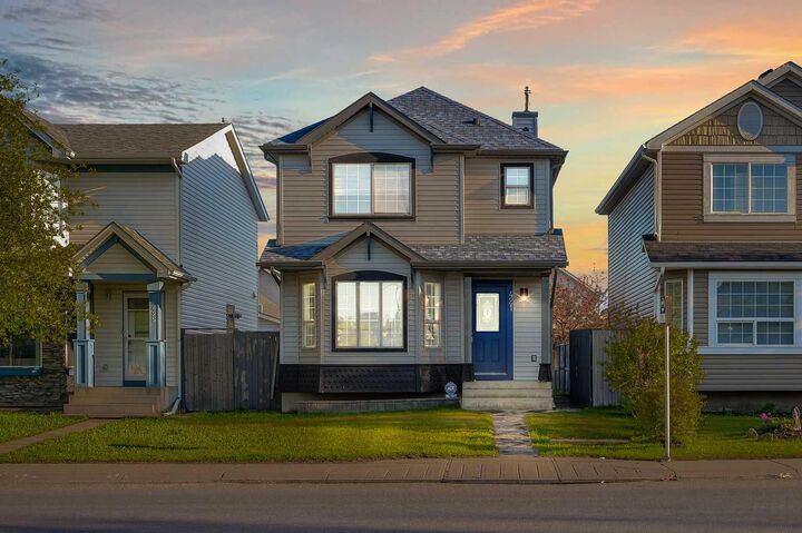 421 Taradale Drive NE  Calgary AB T3J 3X2 photo