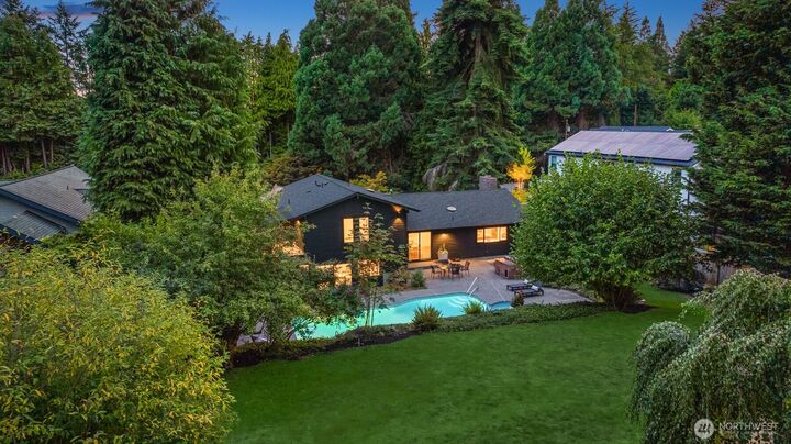 Property Photo:  21000  Marine View Drive SW  WA 98166 