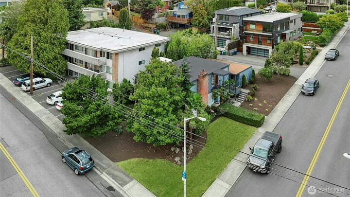 Property Photo:  505  3rd Street  WA 98033 