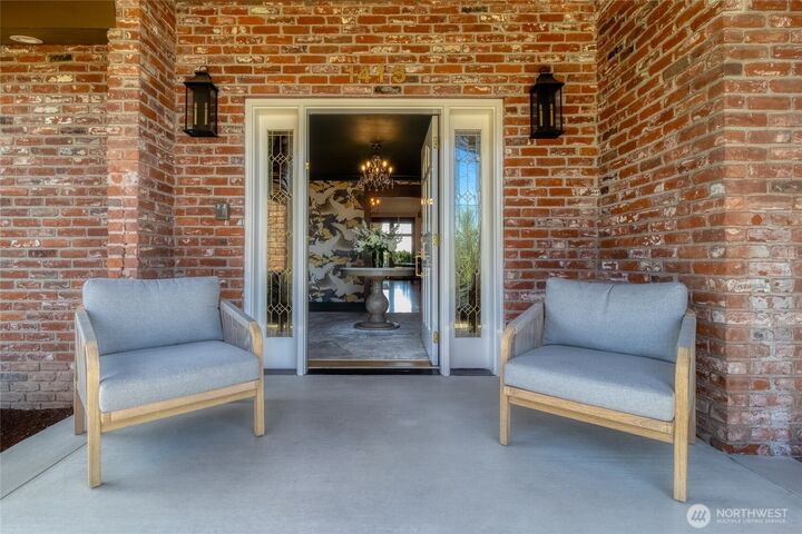 Property Photo: 1415 Highland Road WA 99362