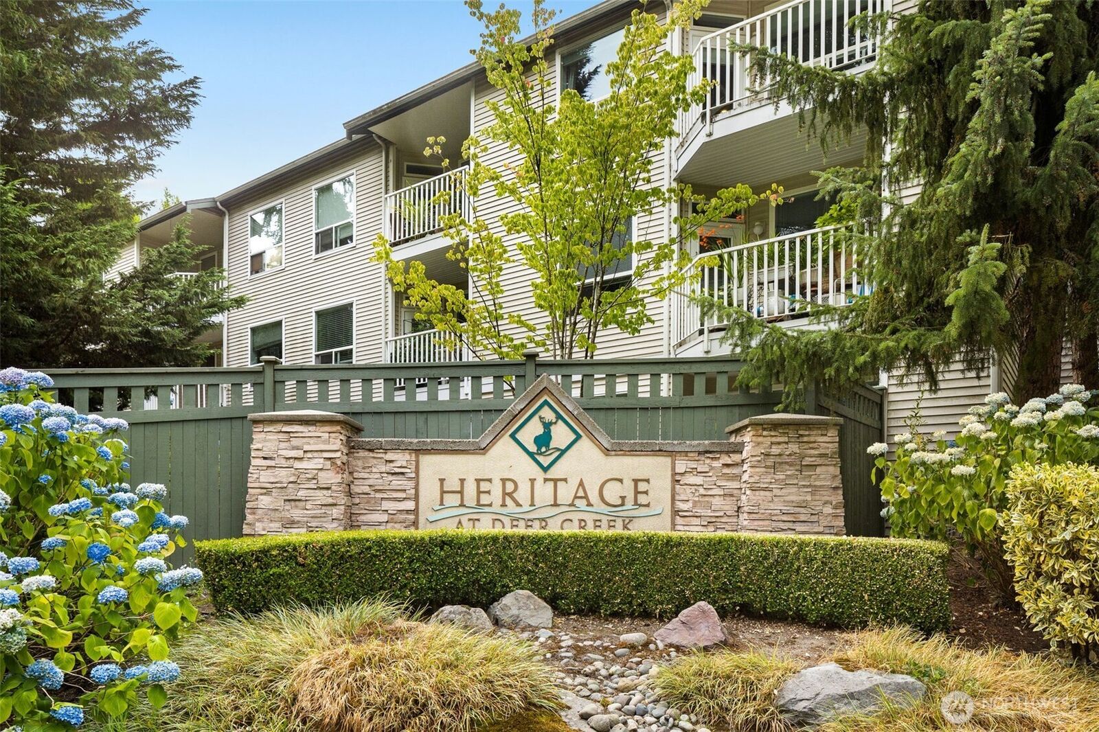Property Photo:  12530  Admiralty Way I202  WA 98204 