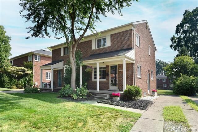 2714 Glenview Avenue  Royal Oak MI 48073 photo