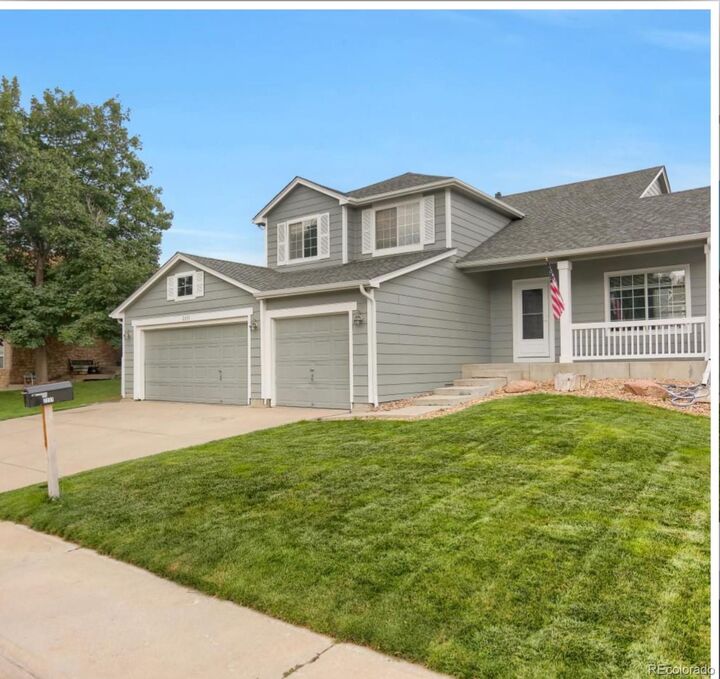 Property Photo:  2231 S Yampa Court  CO 80013 