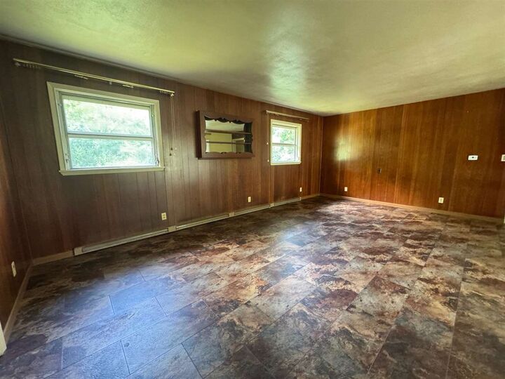 Property Photo: 505 Meadowbrook Road IN 47374