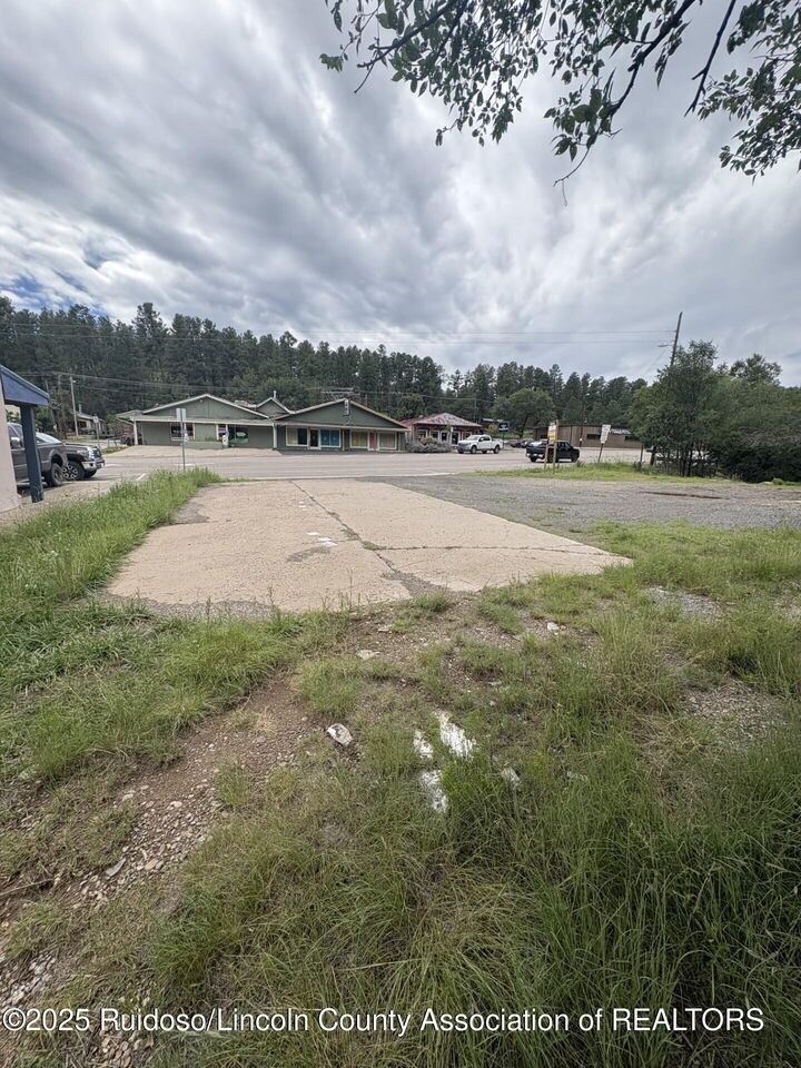 2926 Sudderth Drive  Ruidoso NM 88345 photo