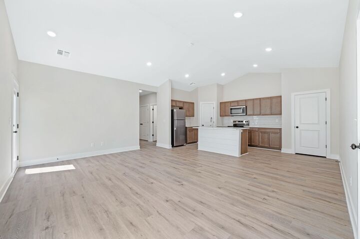 Property Photo: 509 E Harper St KS 67147-8955
