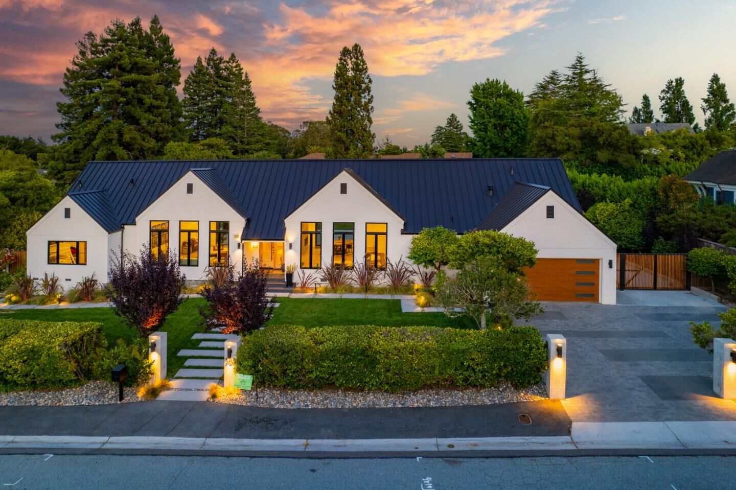 Property Photo: 588 Craig Road CA 94010