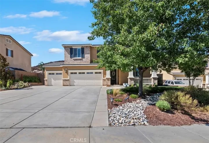Property Photo:  30829 Oak Knoll Dr.  CA 92584 