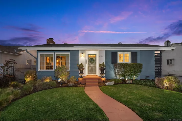 4744 49th St  San Diego CA 92115 photo