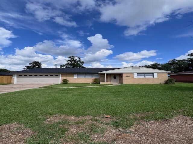 Property Photo:  1530 Driskill  TX 77706 