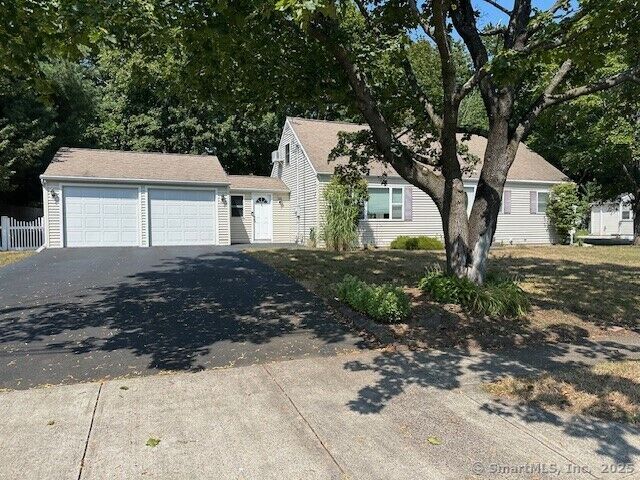 Property Photo:  20 Pamela Drive  CT 06460 