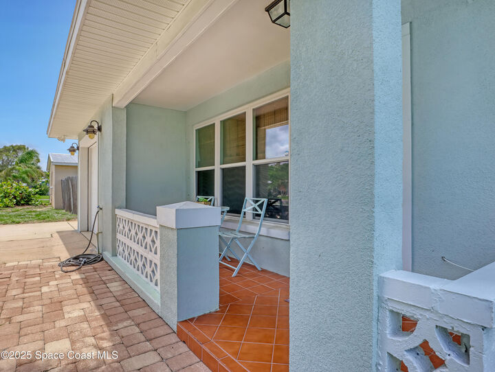 Property Photo:  131 E Arlington Street  FL 32937 
