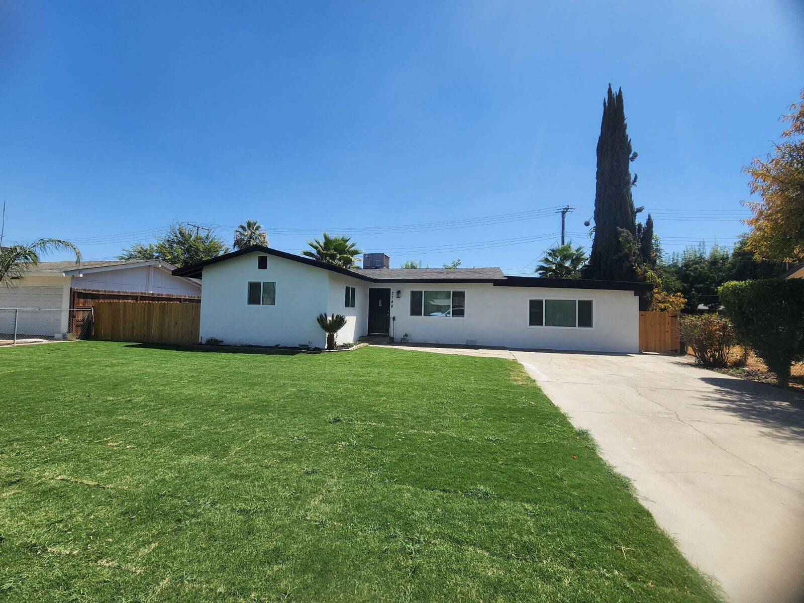 Property Photo:  2746 N Giddings Street  CA 93291 
