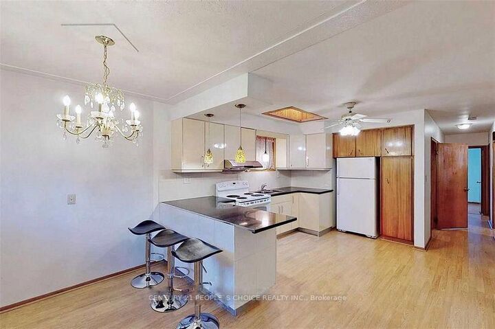Property Photo:  122 Rifle Range Road  ON L8S 3B6 