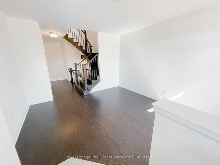 Property Photo: 4121 Hillsborough Crescent ON L6H 3P9